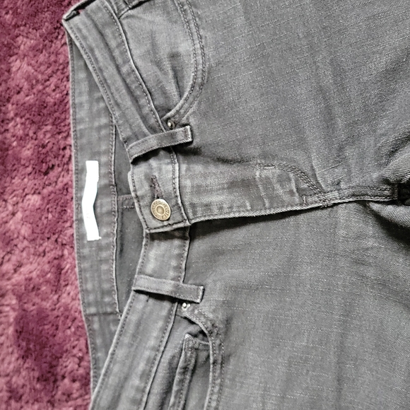 LEVI'S JEANS - Picture 6 of 7